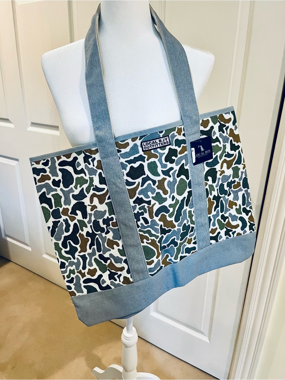 NWT LOCAL BOY OUTFITTERS Canvas Tote Bag in Camo